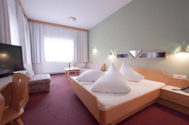 Hotel Alpenfriede Jerzens Eksteriør bilde